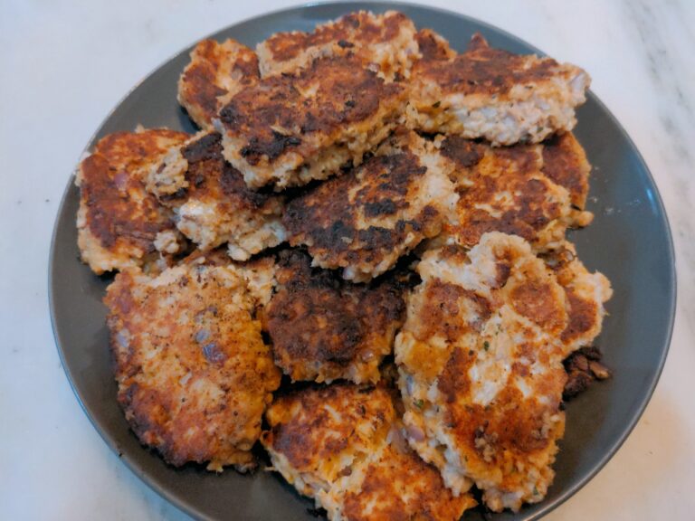Salmon Cakes Made from Costco Canned Salmon scaled