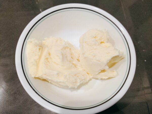 Kirkland Signature Vanilla Ice Cream scaled