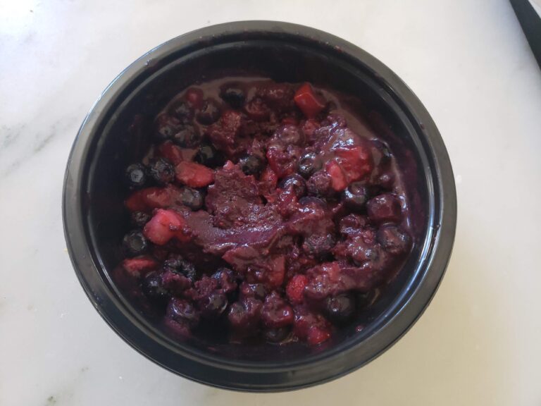 Berries-in-Acai-Bowl