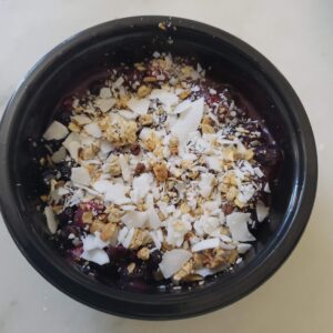 Frozen-Acai-Bowl-with-Granola-from-Costco