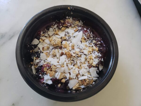 Frozen-Acai-Bowl-with-Granola-from-Costco