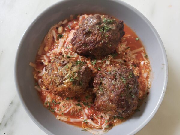 Spaghetti-and-Meatballs-Healthy-Noodles