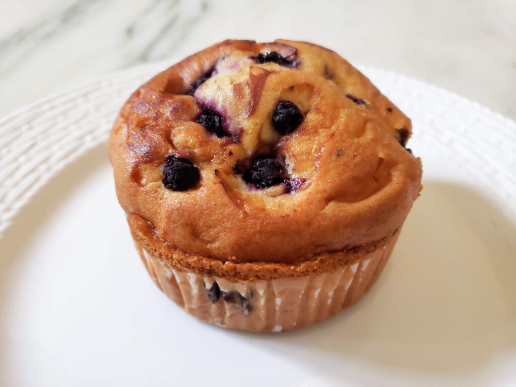 Blueberry-Muffin-from-Costco