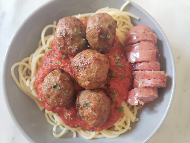 Spaghetti-and-Meatballs-with-Chicken-Sausage