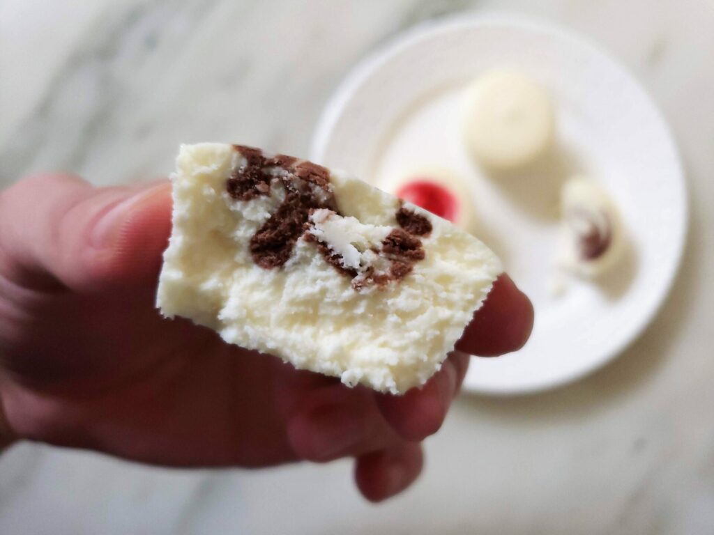 Mini-Chocolate-Swirl-Cheesecake