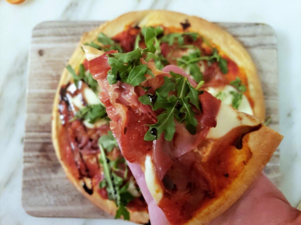 Proscuitto-Mozzarella-Pizza-Costco-Pizza-Kit